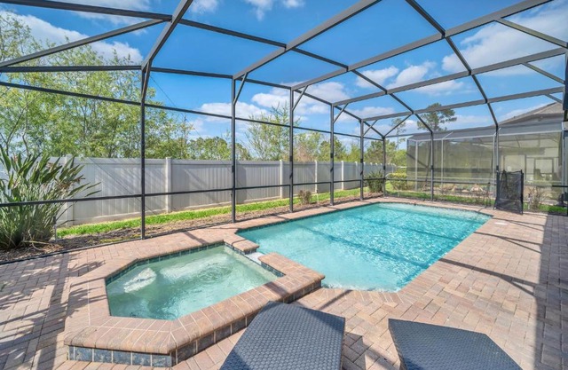 9BR Family Mansion with Pool & Hot Tub