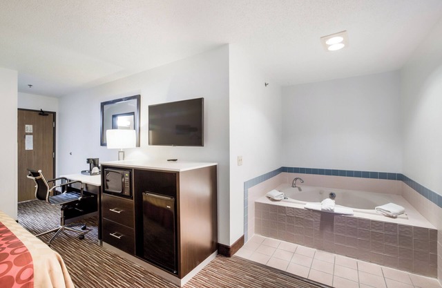 Americas Best Value Inn Charlotte, MI