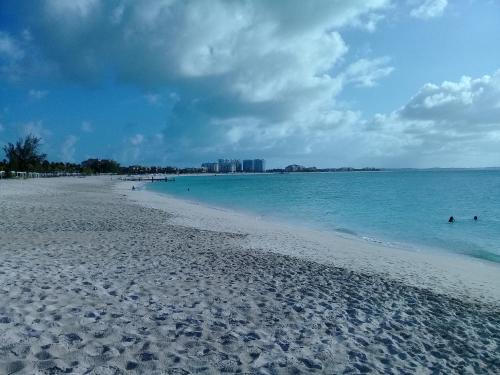 Apartment near Grace Bay Beach