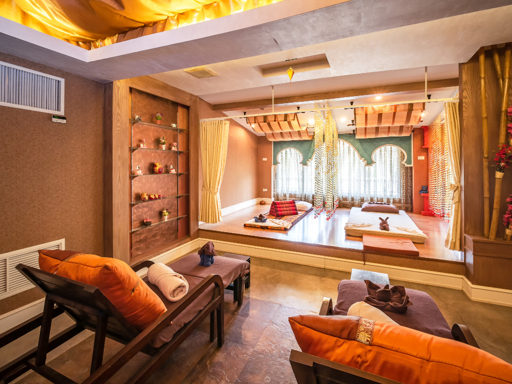 Central AC, Updated 4 BR, 4-5 BA Townhouse, Pool