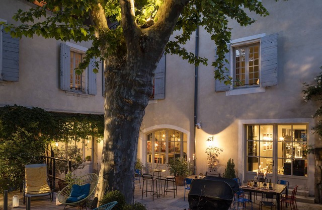 La Maison sur la Sorgue - Esprit de France