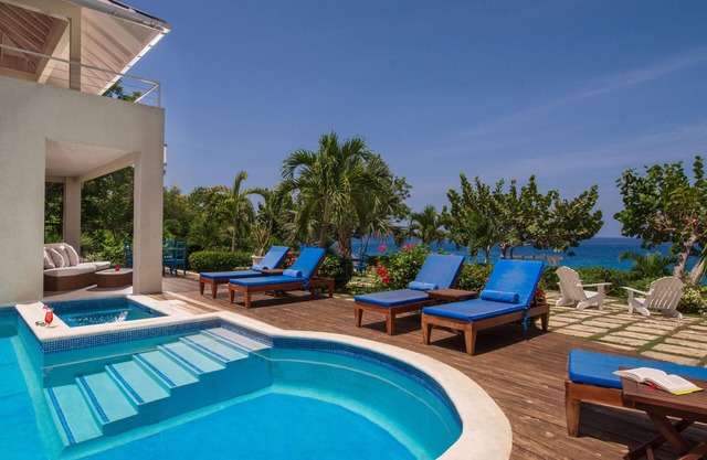 Little Waters on the Cliff