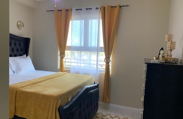 Modern Cozy and Comfy 2 bedrooms At The Lofts