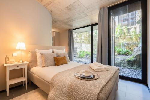 Modern & Cozy Flat with Terrace by HostWise