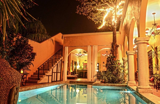 Ochenta Y Dos an urban bed & breakfast