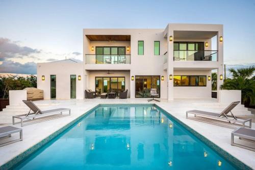 Private Pool Villa, Long Bay Beach with VIP Extras