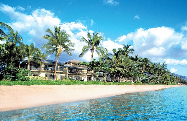 Puunoa - CoralTree Residence Collection