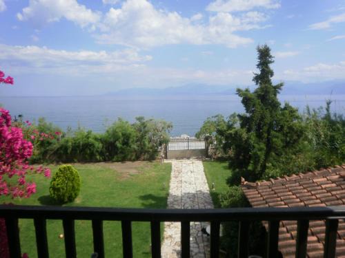 Seafronthouse-amazing view