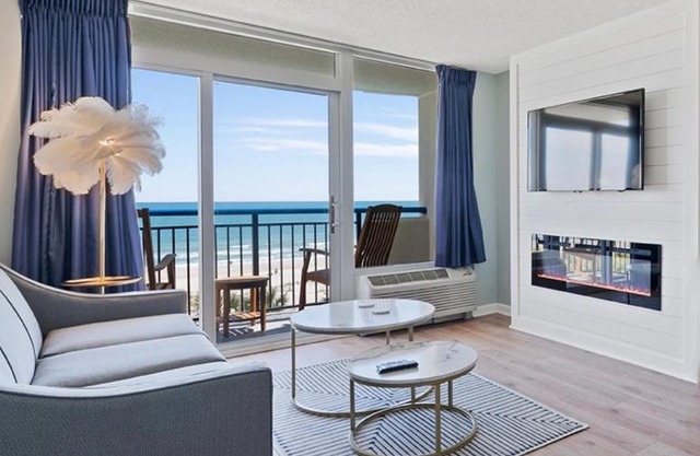 Tranquil Palms-Oceanfront Condo