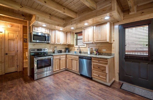 Woodland Escape by Jackson Mountain Rentals